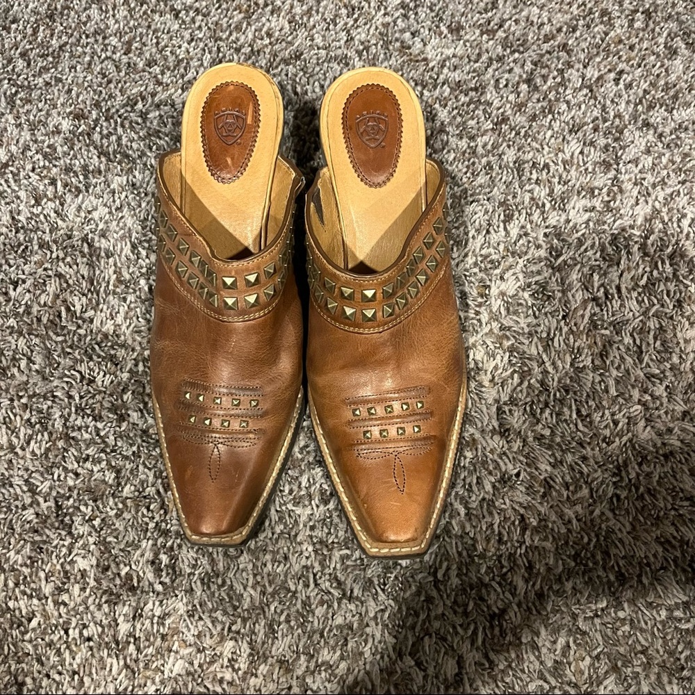 Women’s Ariat heeled slip ons.